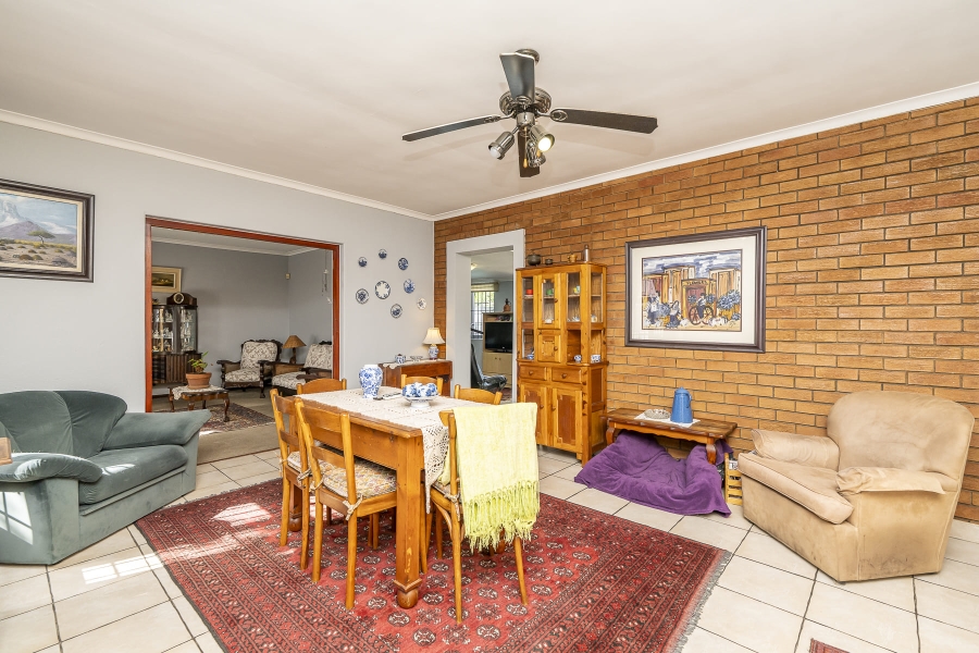 4 Bedroom Property for Sale in Protea Heights Western Cape